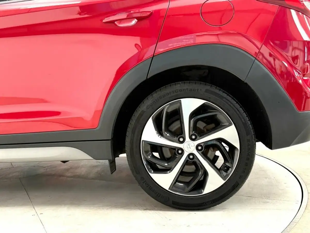 2017-hyundai-tucson-17crdi-blue-drive-premium-141ps-dct-big-11