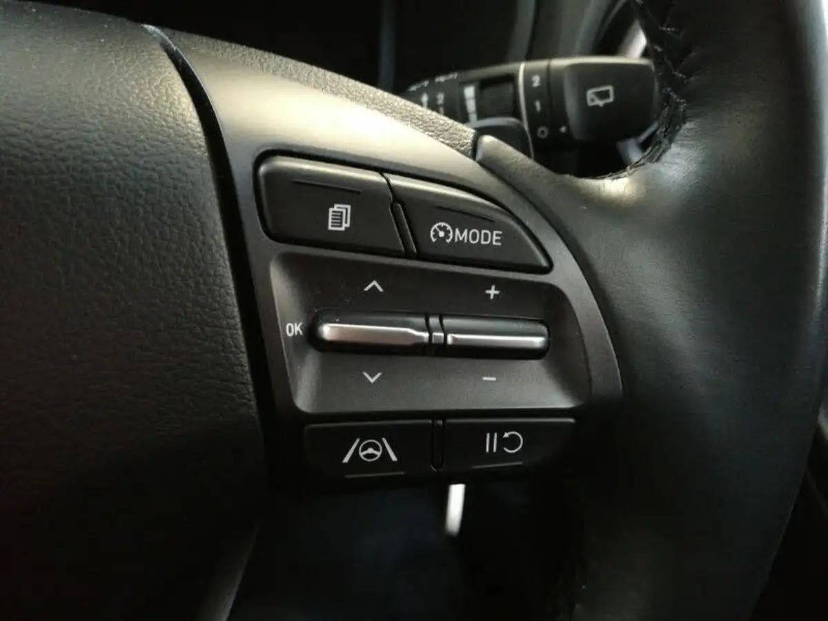 2021-hyundai-kona-16-gdi-se-connect-big-13