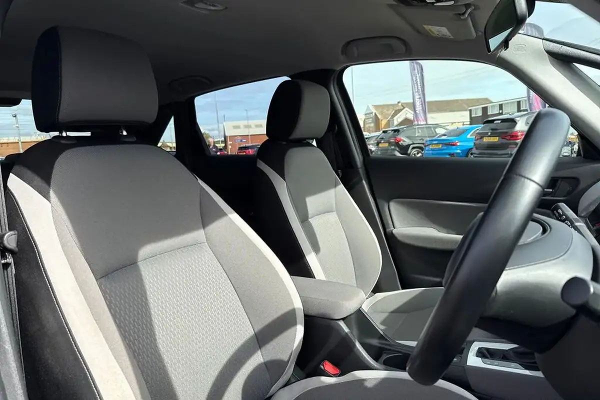 2021-honda-jazz-15-i-mmd-crosstar-ex-107ps-big-21
