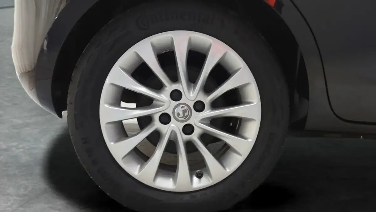 2019-vauxhall-corsa-14i-se-nav-90ps-ecotec-5d-big-32