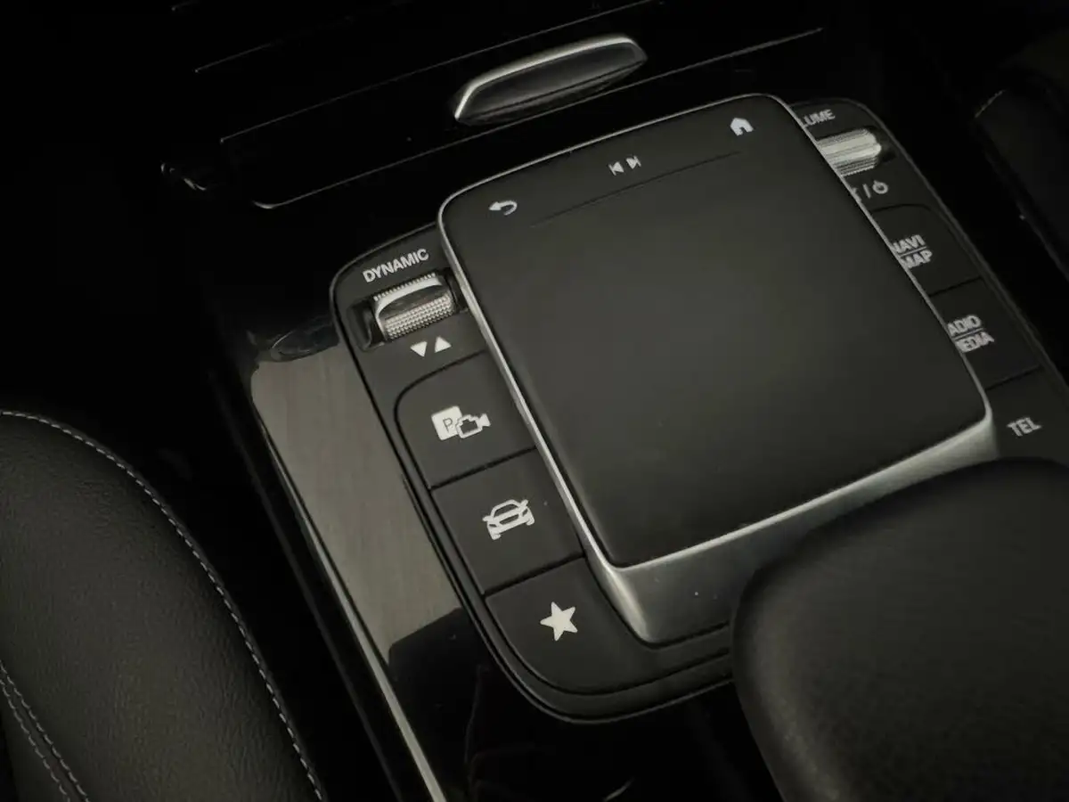 2022-mercedes-benz-a-class-13-a180-amg-line-executive-edition-hatchback-5d-7g-dct-big-20