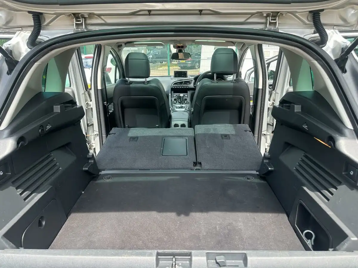 2016-peugeot-3008-crossover-16bluehdi-allure-auto-big-38