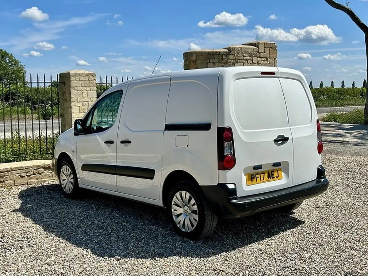 2017-citroen-berlingo-16td-l1-850-enterprise-special-edition-16bluehdi-100eu6-panel-big-20