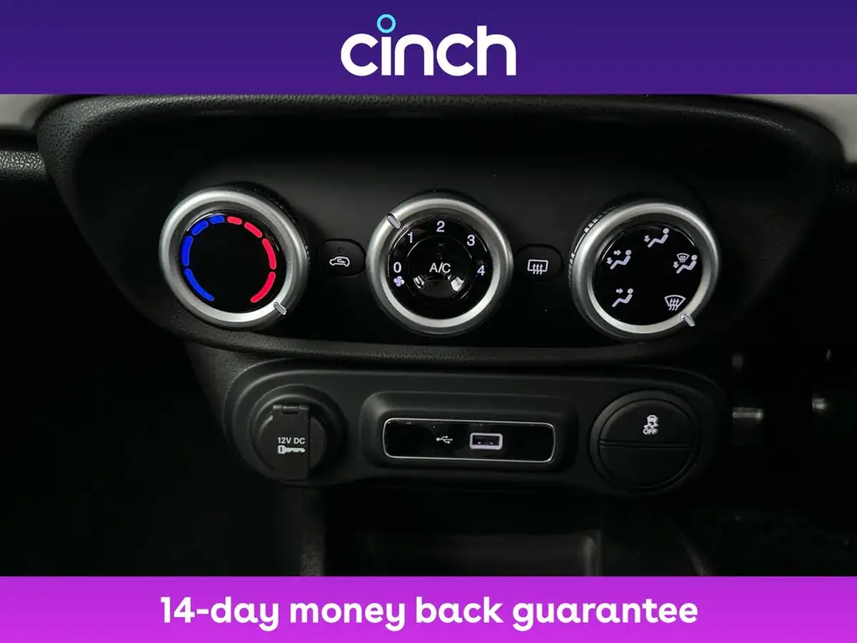 2020-fiat-500l-14-city-cross-big-31