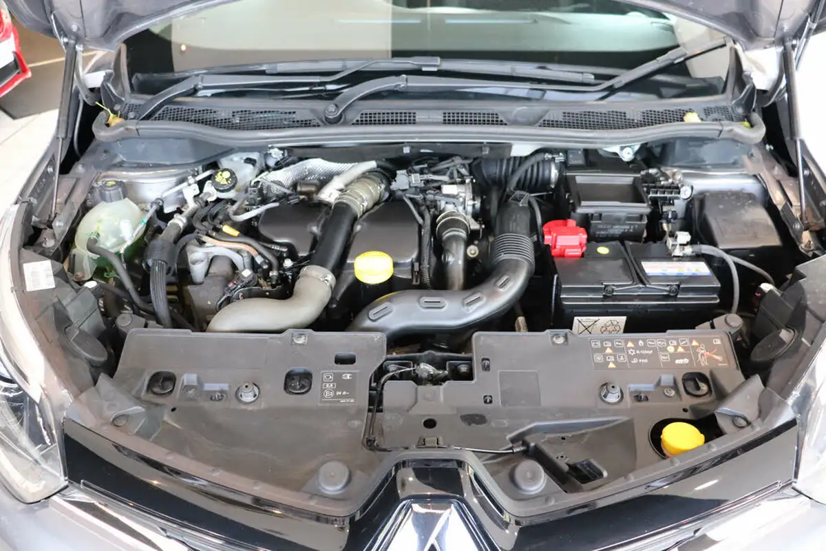 2017-renault-captur-15dci-dynamique-nav-90bhp-edc-auto-big-72