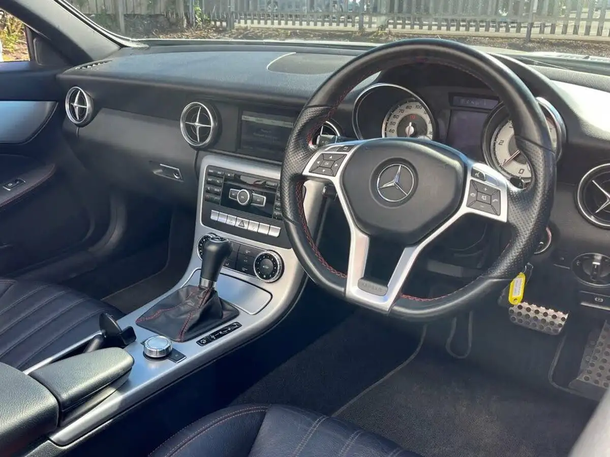2015-mercedes-benz-slk-21td-slk250d-amg-sport-big-6