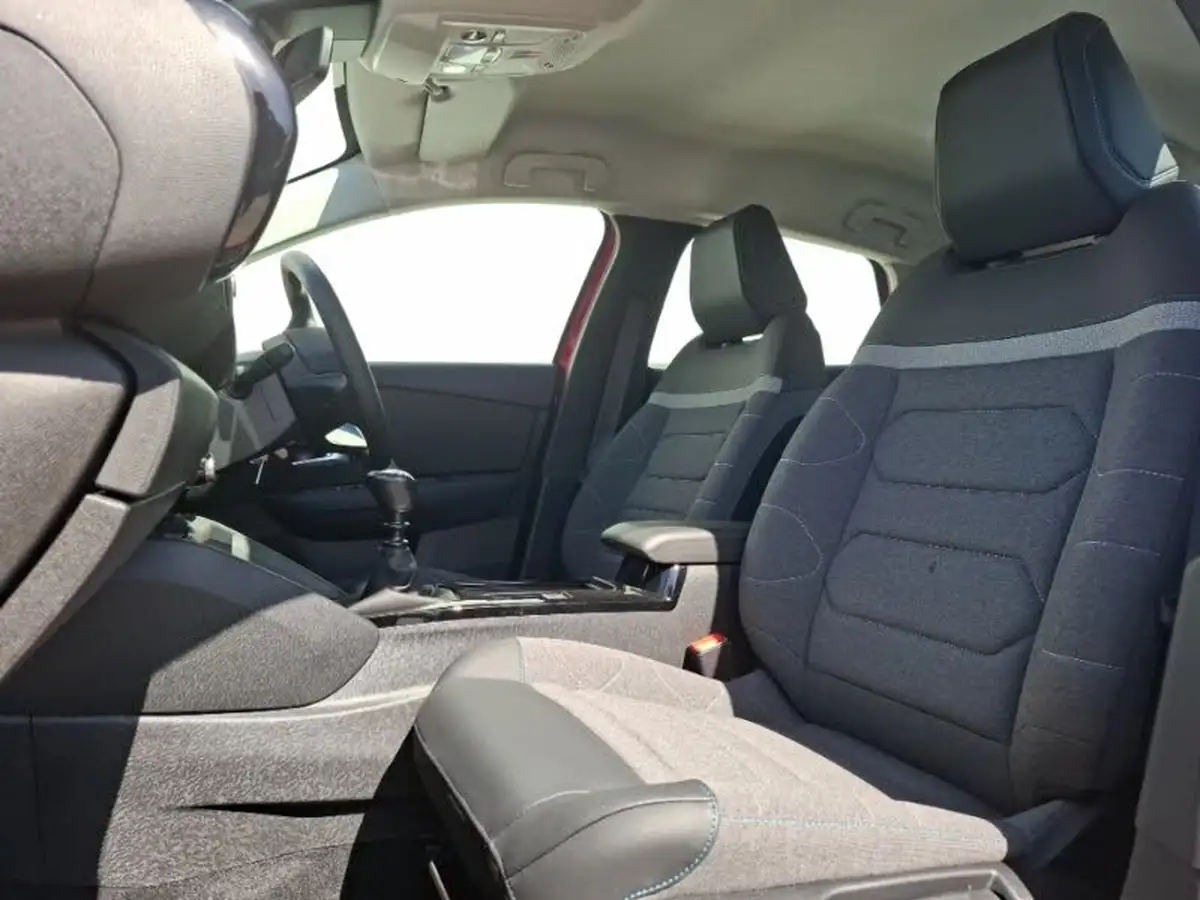 2023-citroen-c4-12-puretech-sense-big-4