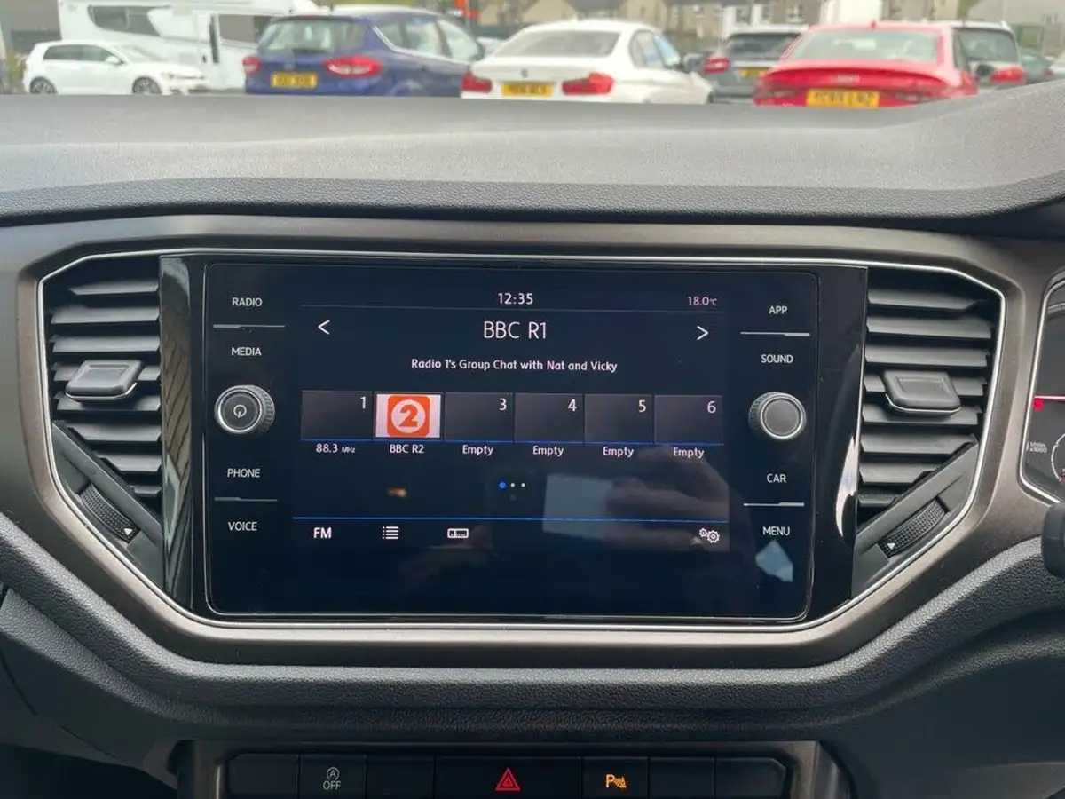 2019-volkswagen-t-roc-16tdi-se-big-11
