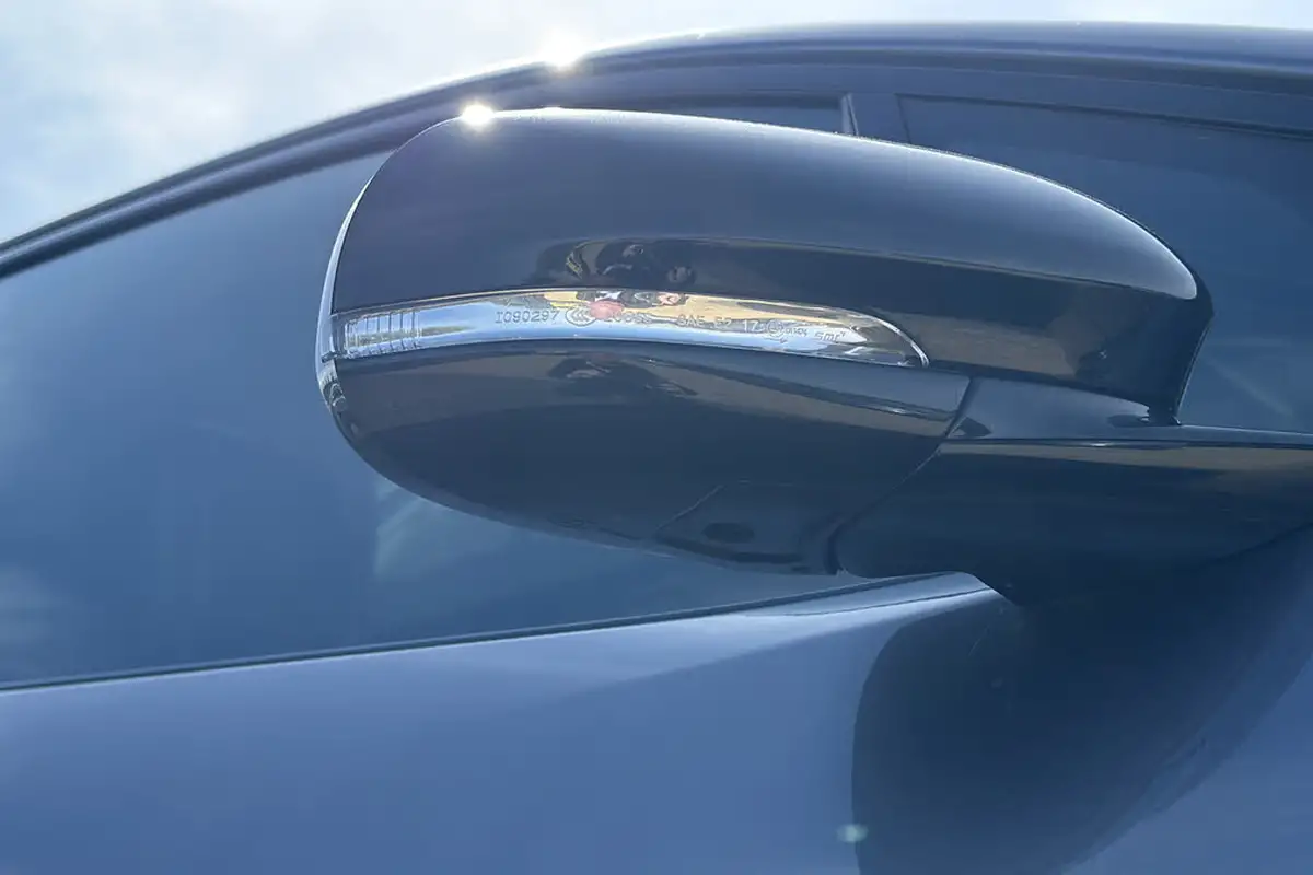 2021-jaguar-i-pace-ev400-black-big-43