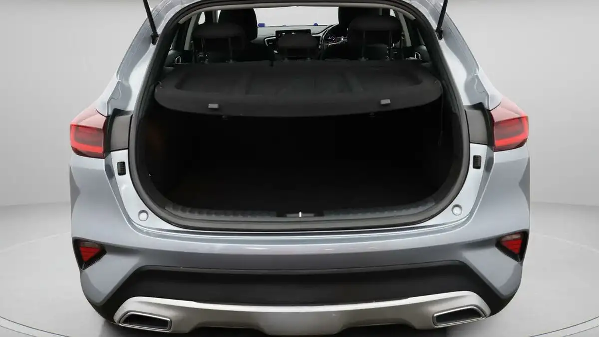2021-kia-xceed-10-t-gdi-2-big-16