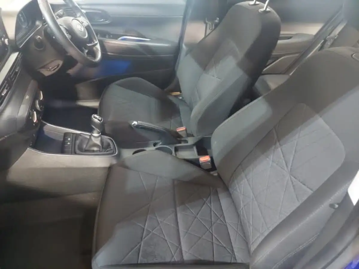2021-hyundai-bayon-10-t-gdi-se-connect-big-4