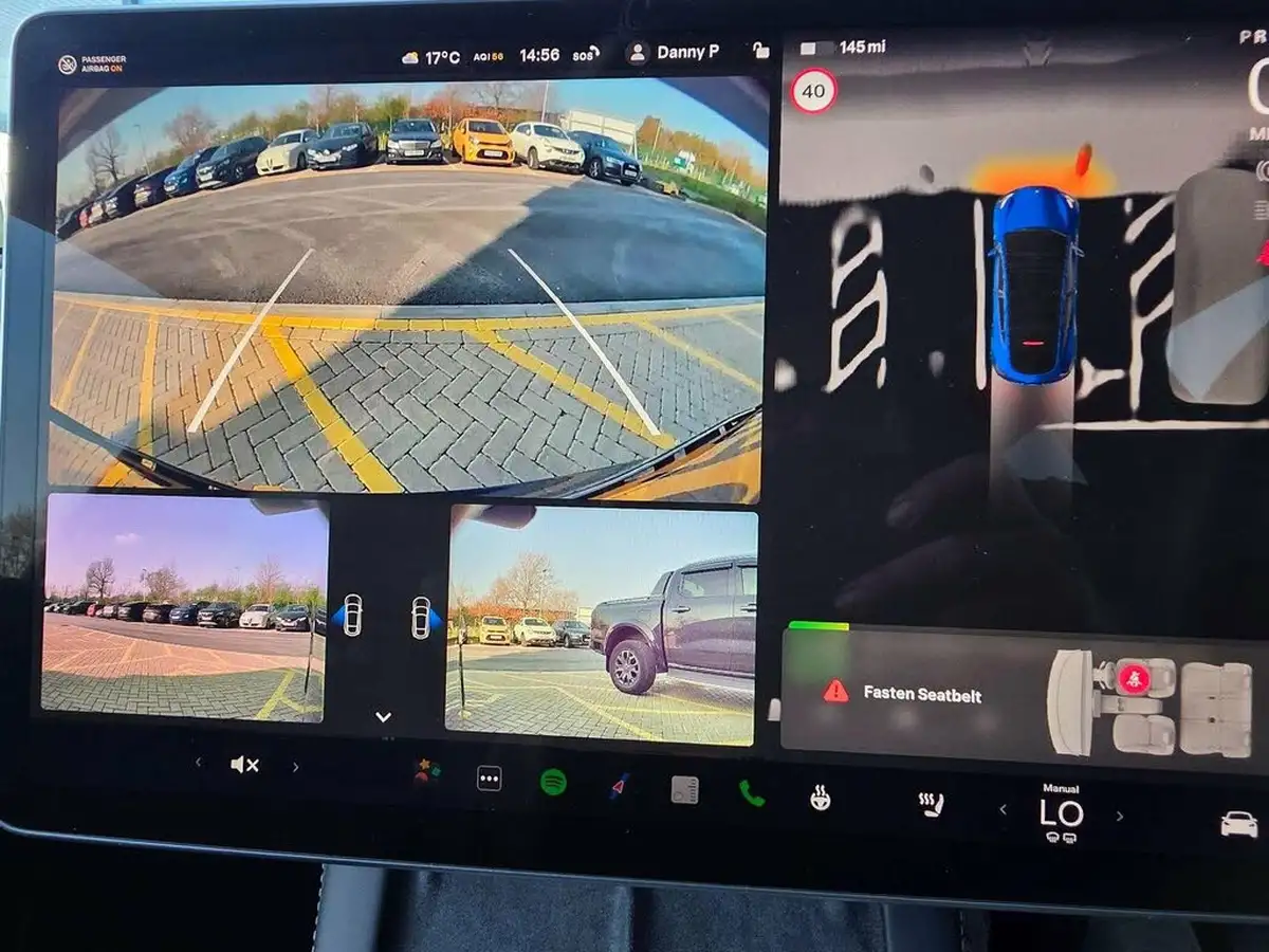 2022-tesla-model-y-e-long-range-big-28