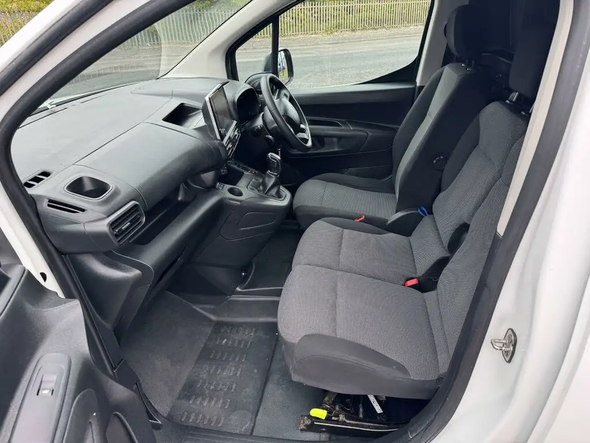 2019-citroen-berlingo-16bluehdi-650-enterprise-big-9