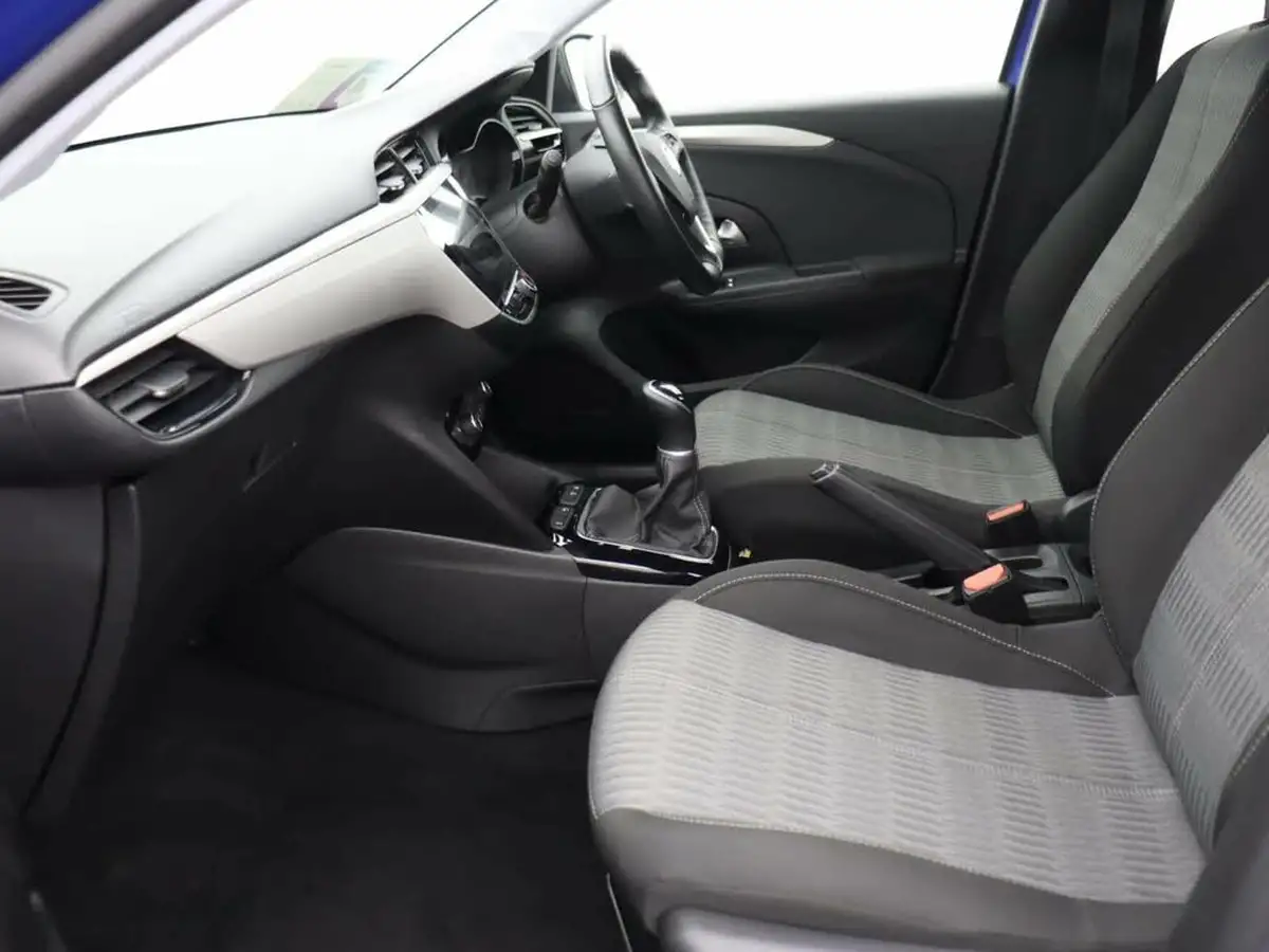 2020-vauxhall-corsa-12i-se-premium-big-29