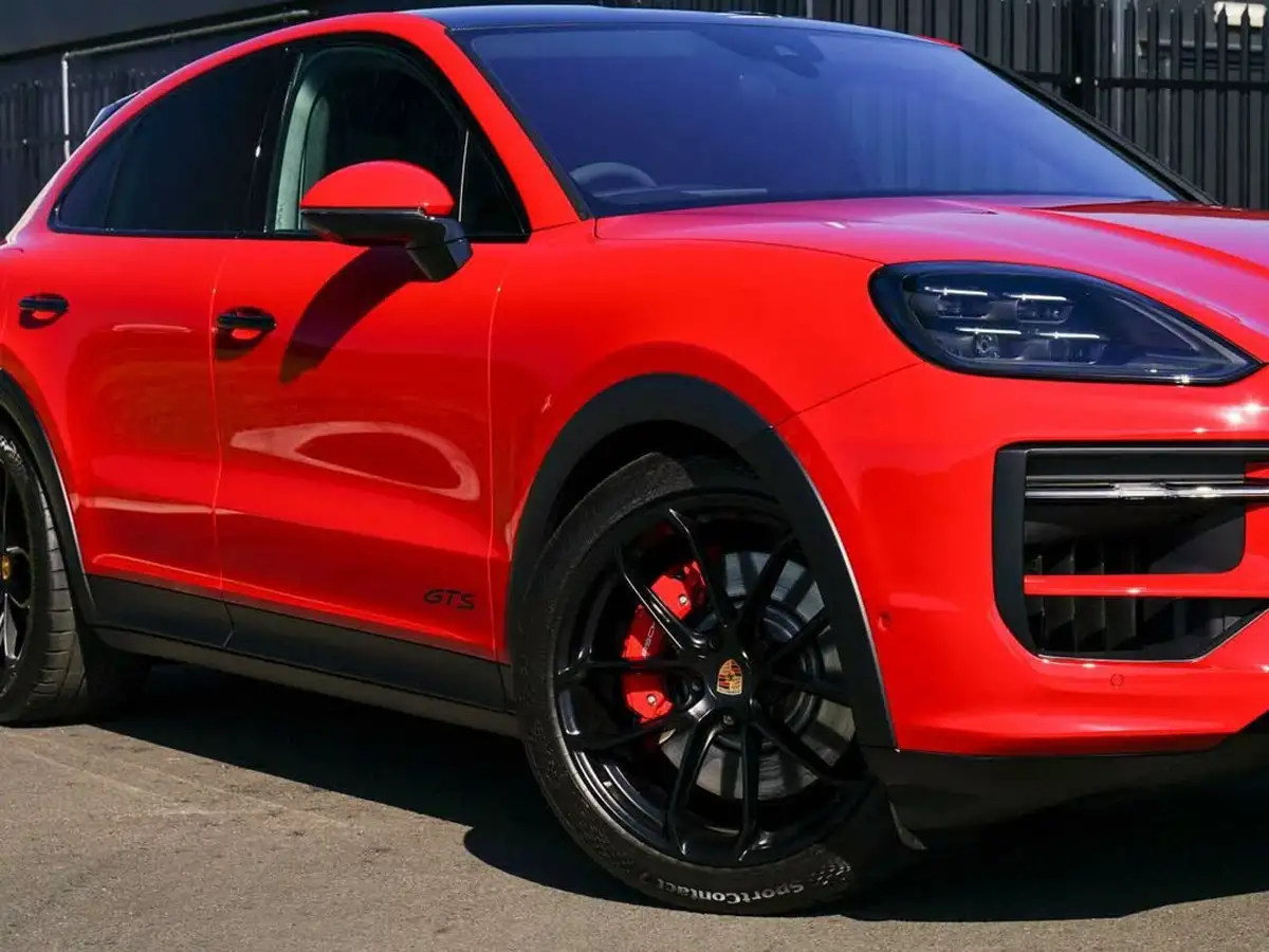2025-porsche-cayenne-40-v8-gts-500ps-coupe-big-48