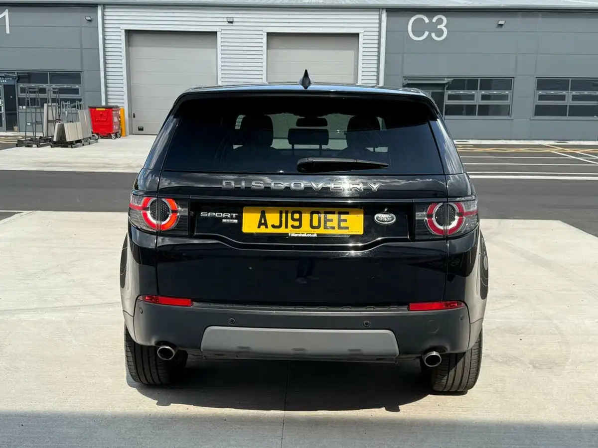 2019-land-rover-discovery-sport-20td4-landmark-big-13