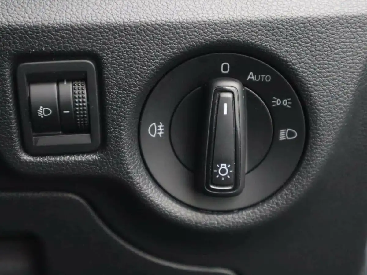 2020-skoda-kamiq-10-tsi-se-l-115ps-big-53