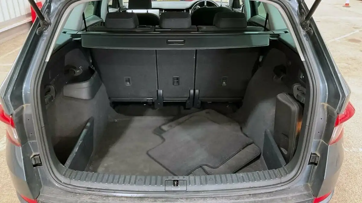 2021-skoda-kodiaq-15-tsi-se-5-big-12
