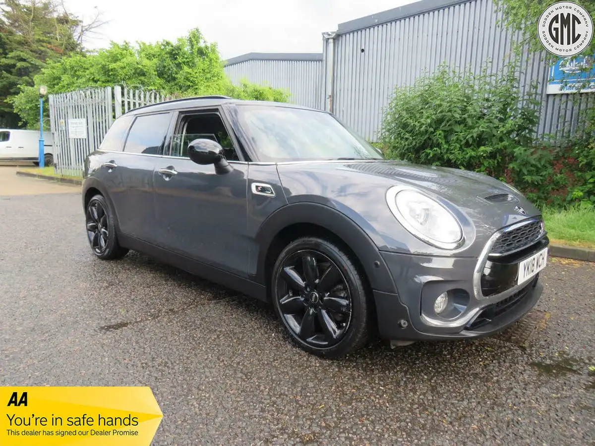 2018-mini-clubman-20-cooper-s-sport-auto-big-0