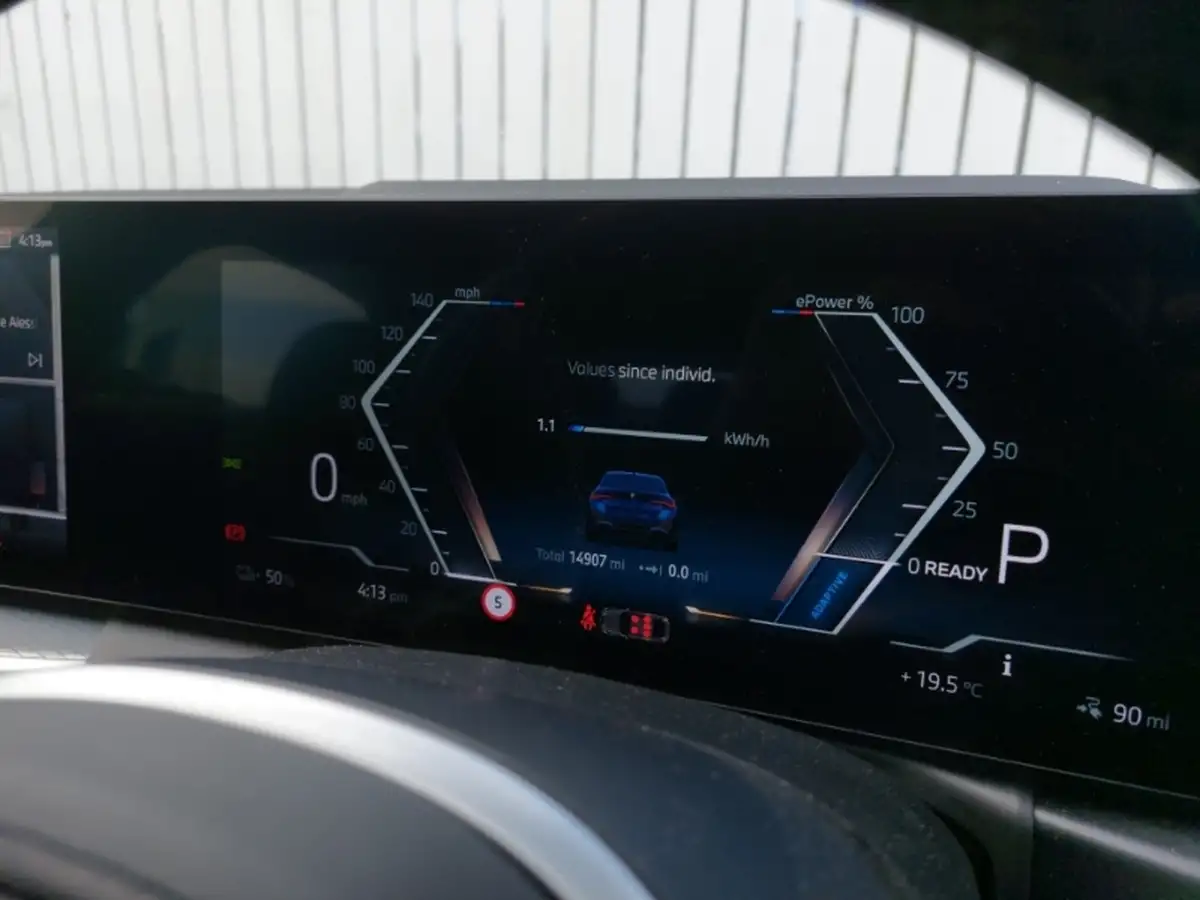 2024-bmw-i4-e-edrive35-m-sport-big-8