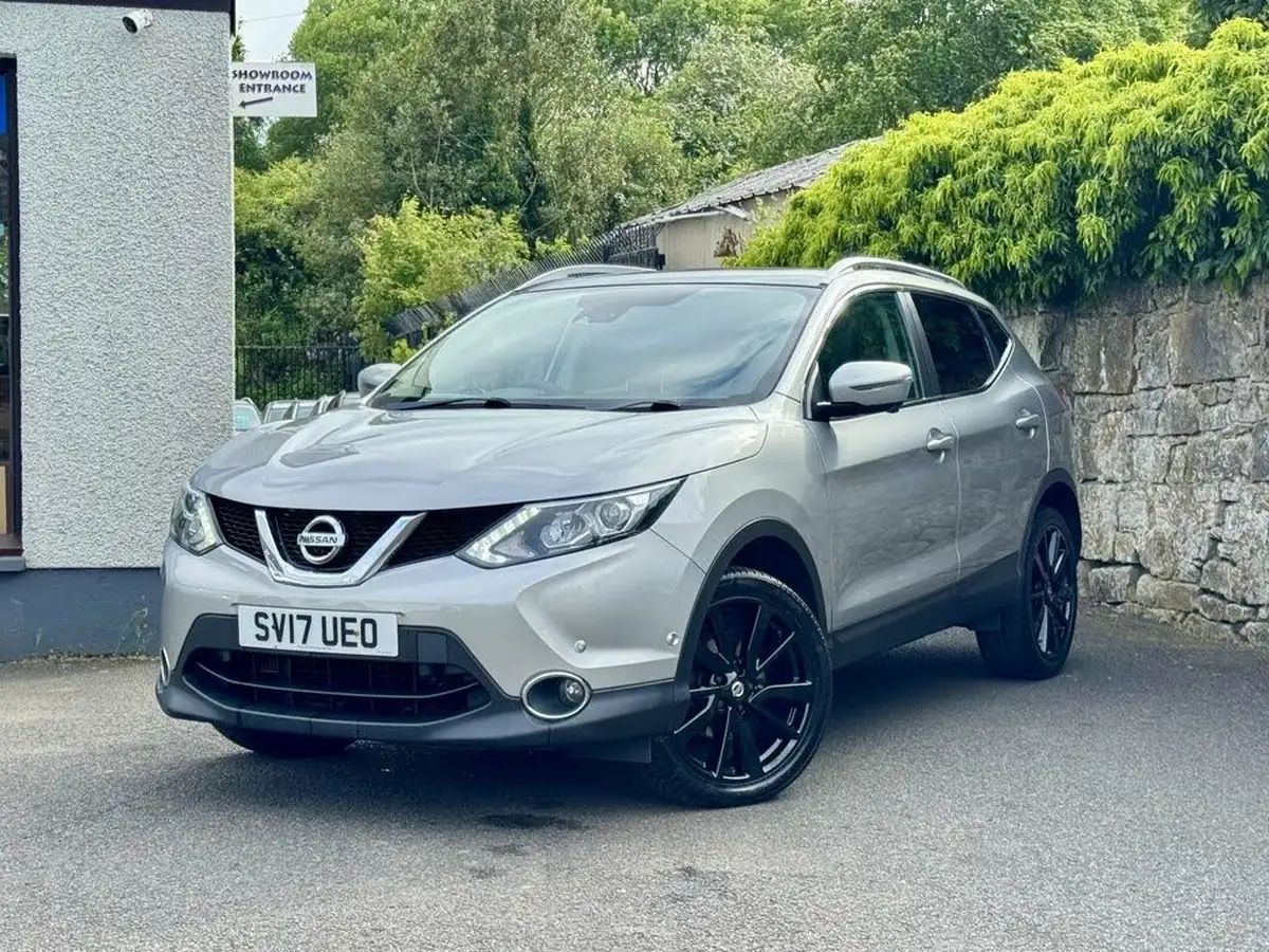 2017-nissan-qashqai-16dci-tekna-big-3