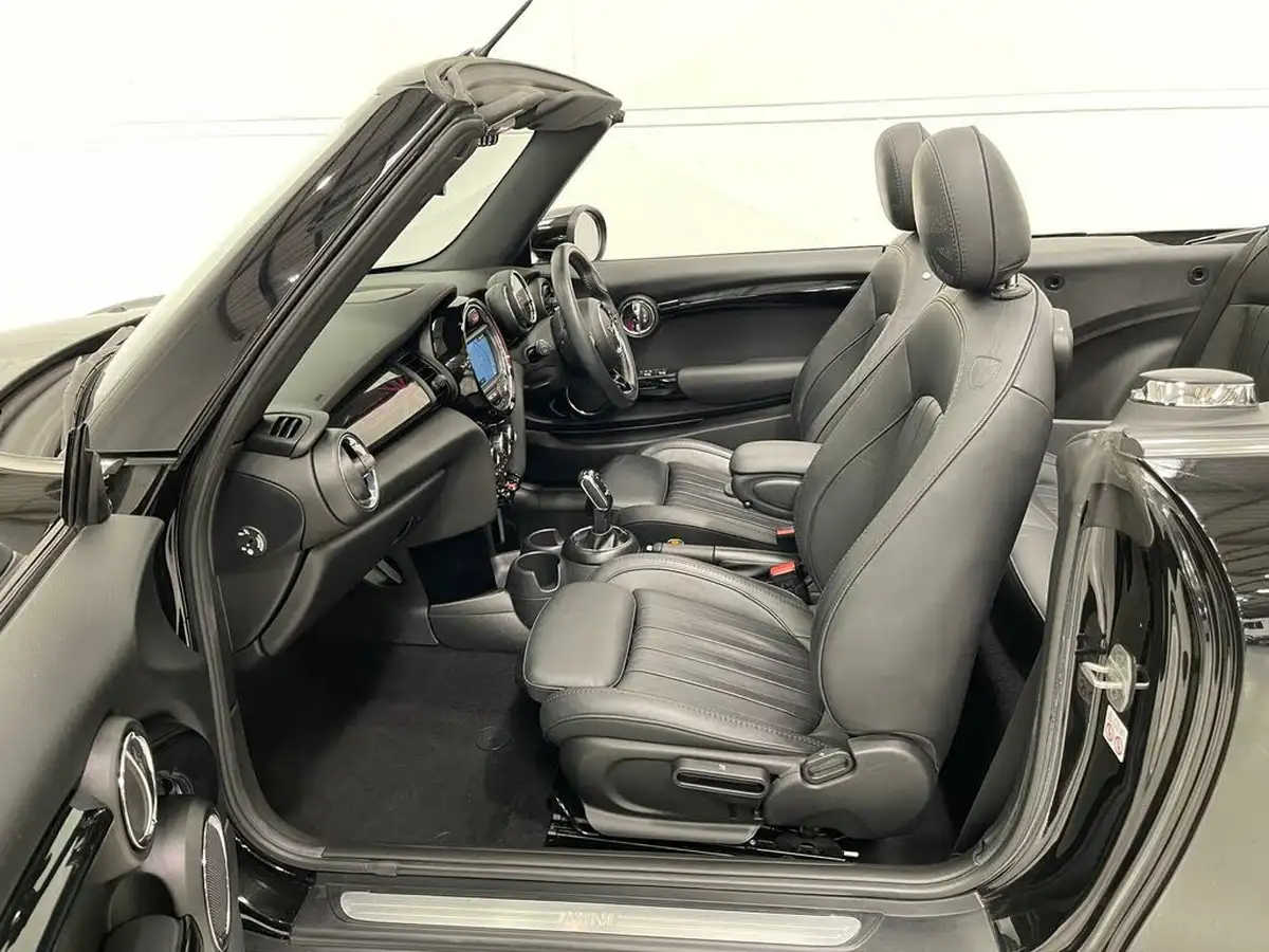 2021-mini-cooper-15-cooper-exclusive-series-ii-convertible-2d-auto-big-28