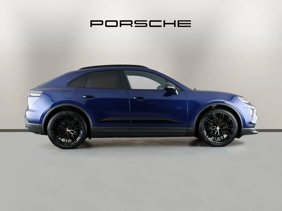 2025-porsche-macan-e-4-electric-big-7