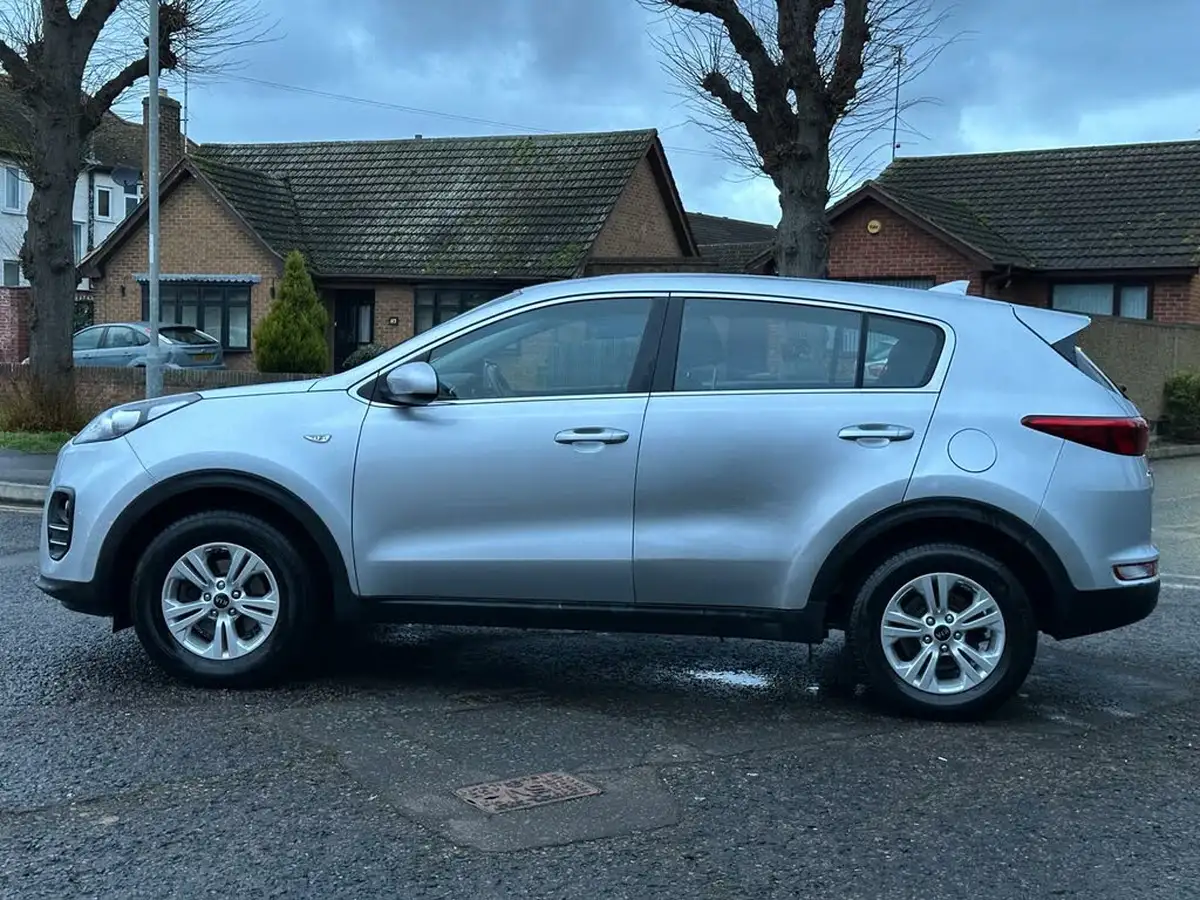 2016-kia-sportage-16-gdi-130bhp-big-4