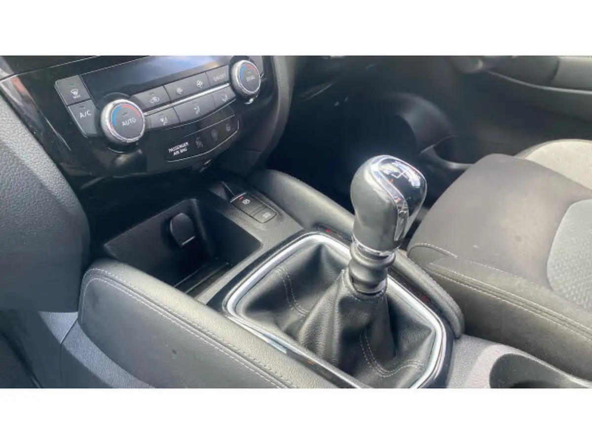 2019-nissan-qashqai-13-dig-t-n-connecta-160ps-big-12