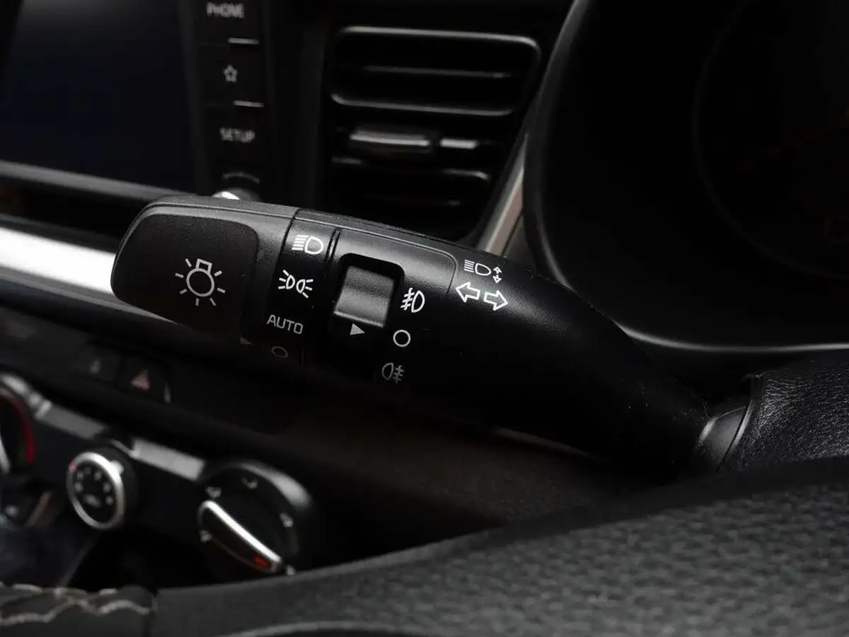 2019-kia-stonic-14-2-big-38