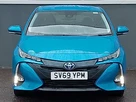 2019-toyota-prius-small-17
