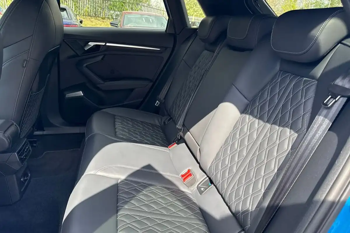 2021-audi-s3-20-tfsi-sportback-5d-big-17