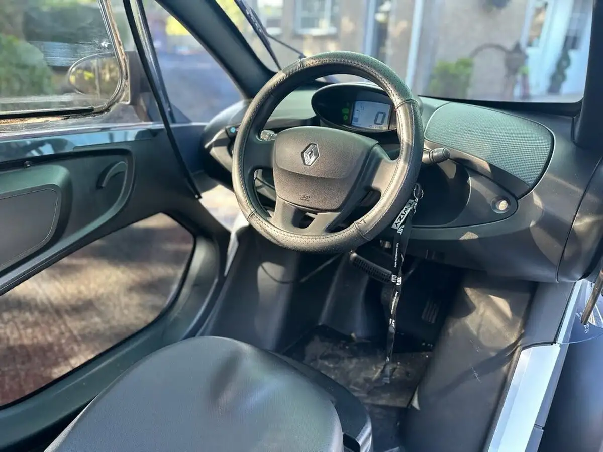2019-fiat-500-12-lounge-ss-big-4