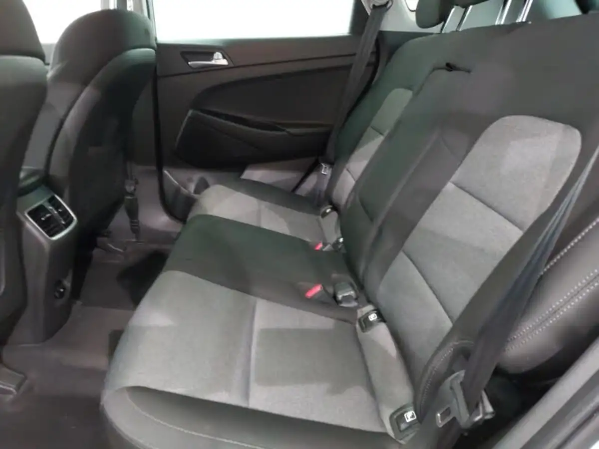 2019-hyundai-tucson-16-gdi-se-nav-big-5