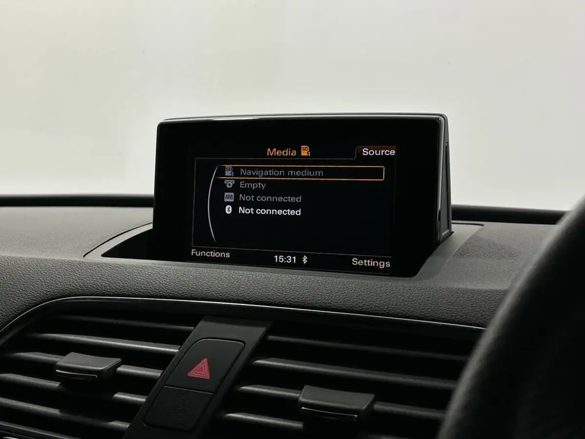 2016-audi-q3-20-tdi-quattro-s-line-plus-184ps-ss-tronic-big-24