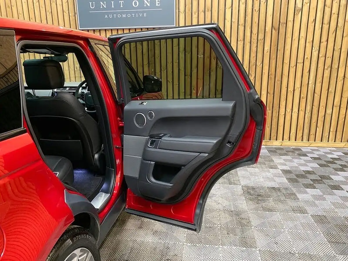 2019-land-rover-range-rover-sport-30-sdv6-hse-big-56