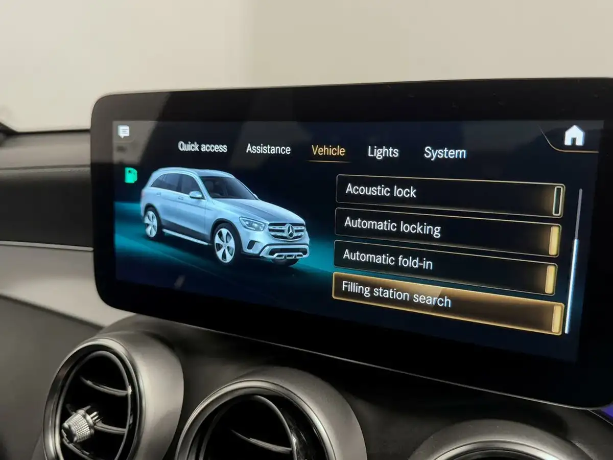 2022-mercedes-benz-glc-class-20d-glc220d-amg-line-premium-195ps-station-wagon-5d-1950cc-4matic-plus-big-58