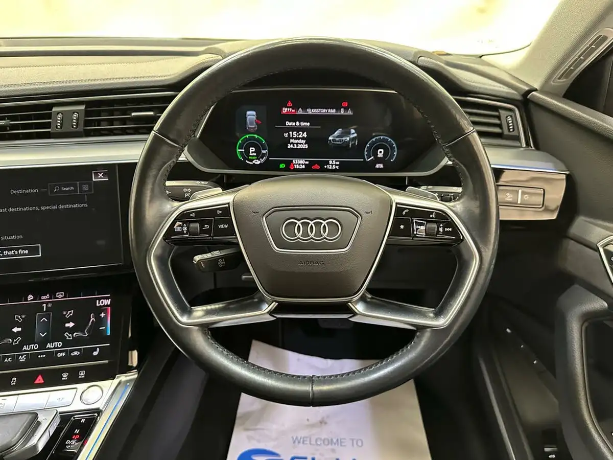 2020-audi-e-tron-50e-sport-big-21