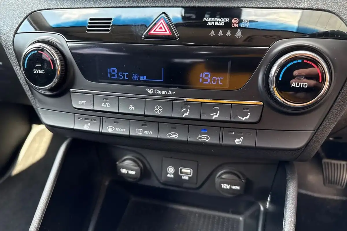 2015-hyundai-tucson-17crdi-blue-drive-se-big-21