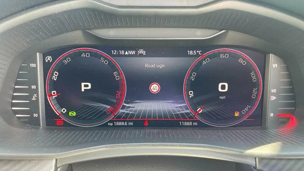 2024-skoda-kamiq-10-tsi-monte-carlo-110ps-dsg-big-28