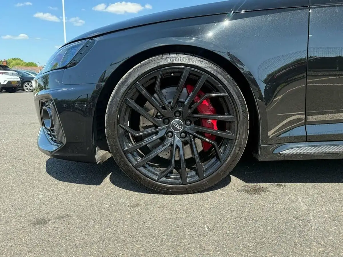 2024-audi-rs4-avant-29-tfsi-carbon-black-big-14