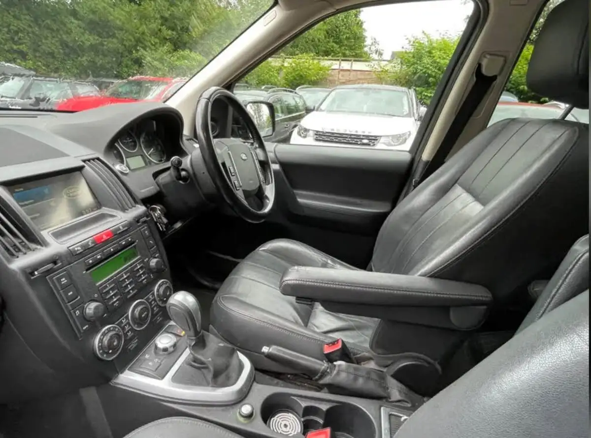 2011-land-rover-freelander-2-22sd4-hse-auto-big-13