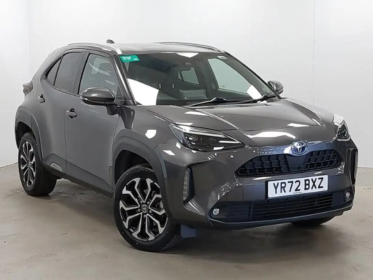 2022-toyota-yaris-cross-15-vvt-i-design-big-0