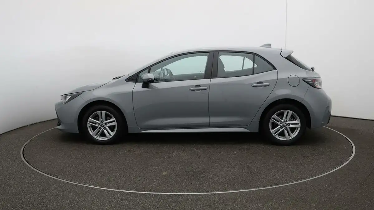 2022-toyota-corolla-18-vvt-i-icon-120bhp-trk-hatchback-5d-big-55