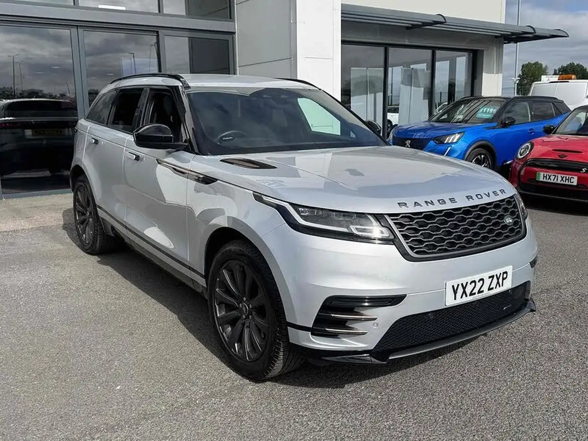 2022-land-rover-range-rover-velar-20-d200-r-dynamic-se-big-43