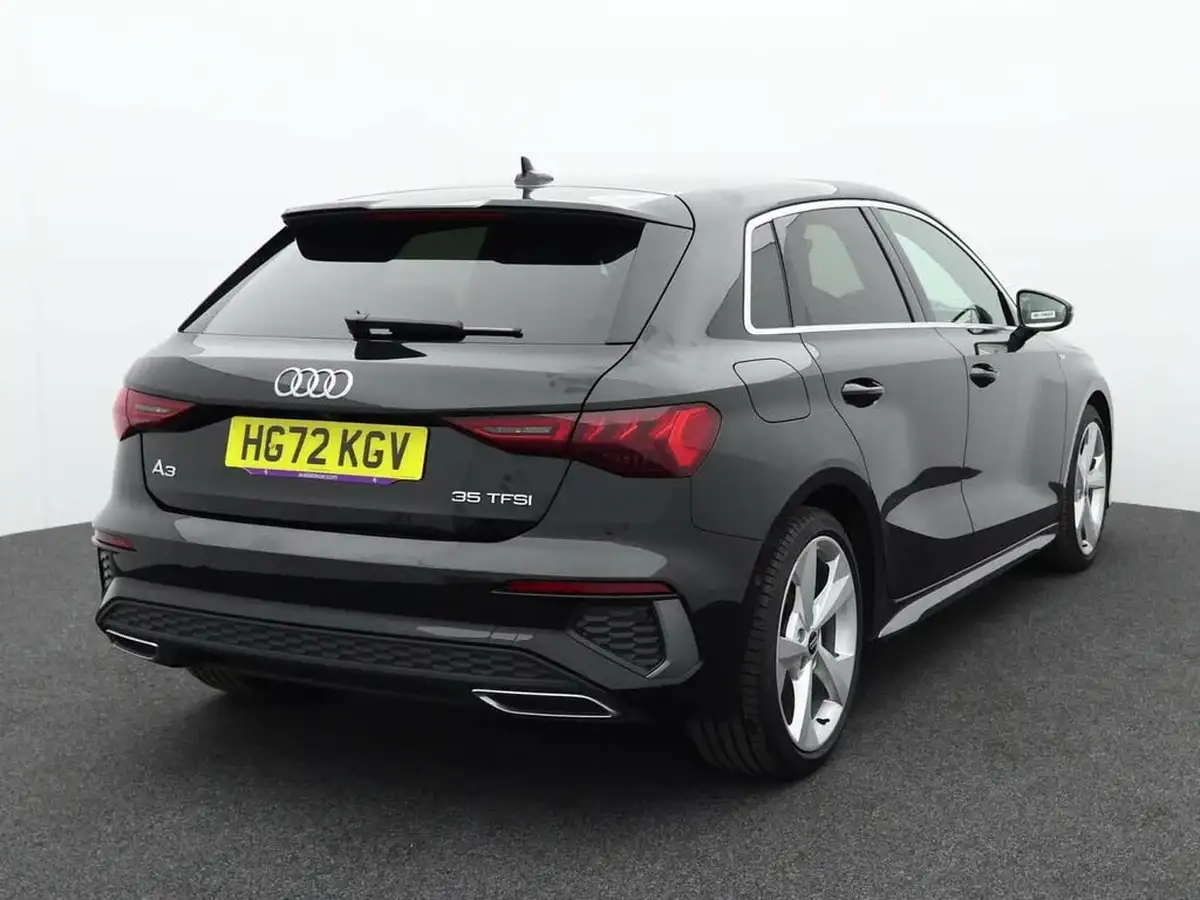 2022-audi-a3-15-35-tfsi-s-line-sportback-5d-big-5