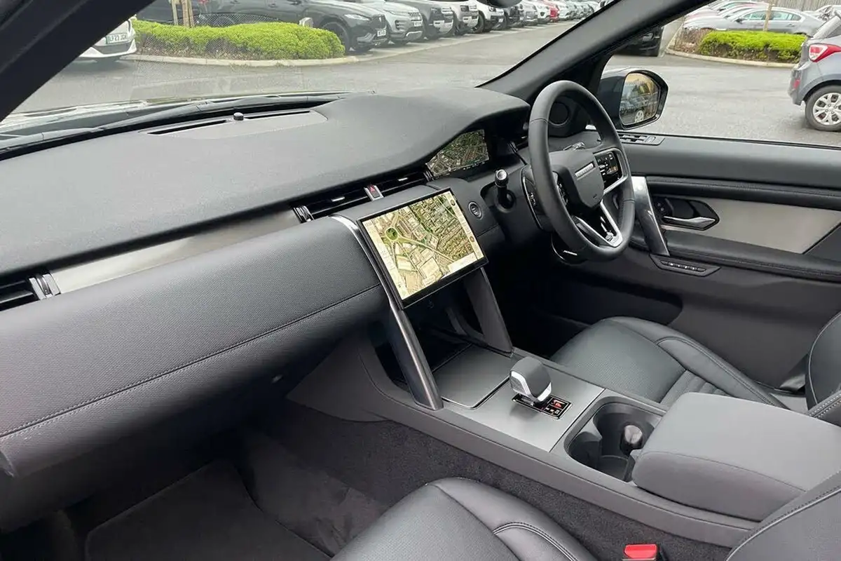2024-land-rover-discovery-sport-20-d200-dynamic-se-big-49