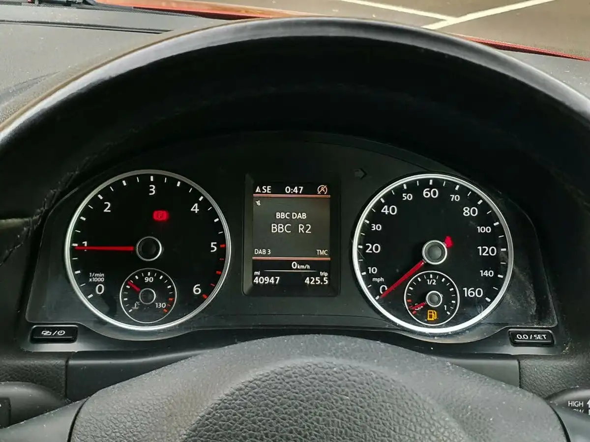 2014-volkswagen-tiguan-20tdi-match-140ps-2wd-bluemotion-tech-big-36