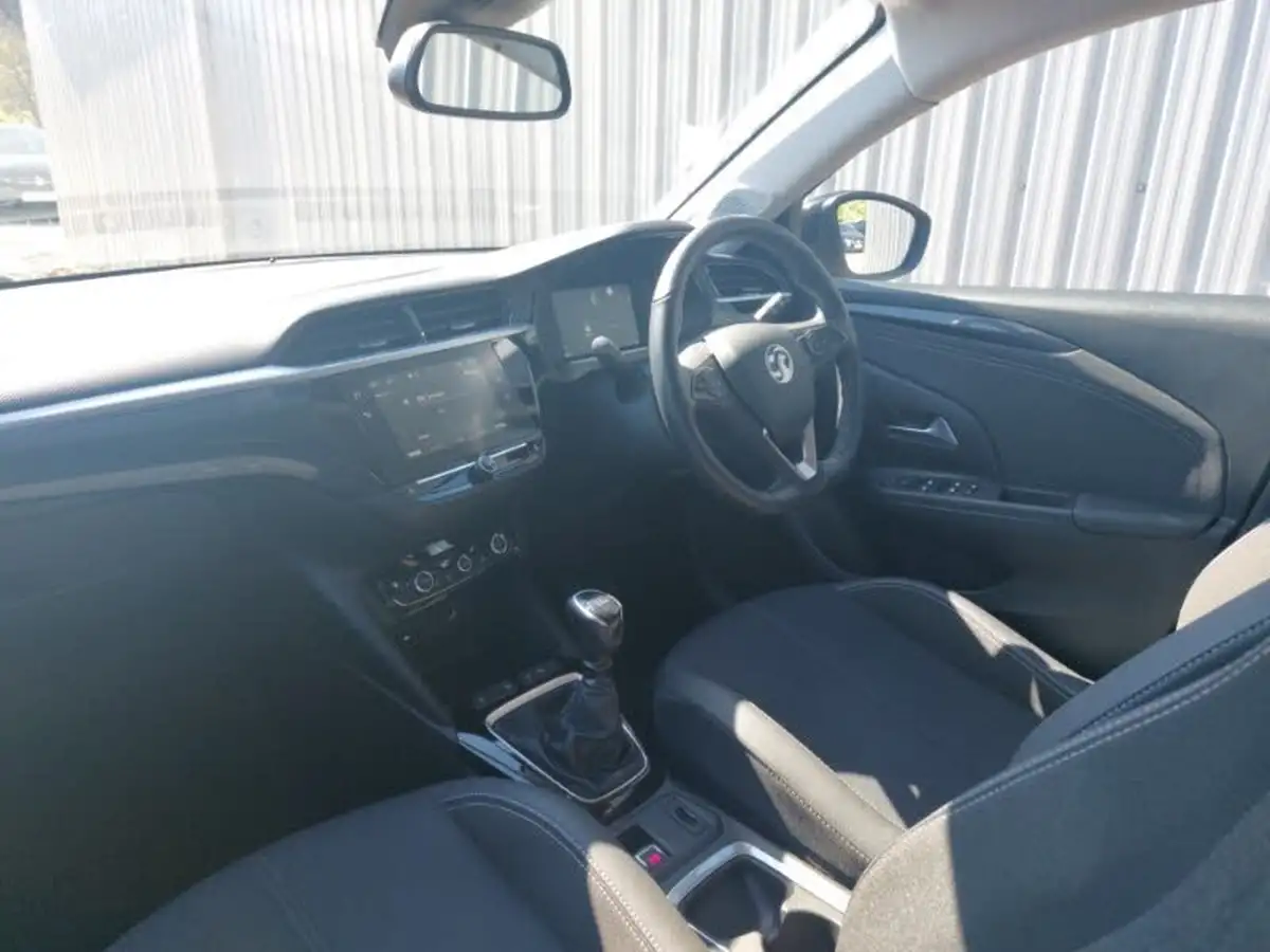 2022-vauxhall-corsa-12-turbo-elite-edition-big-4
