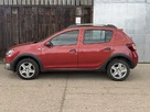 2015-dacia-sandero-stepway-15d-laureate-small-3
